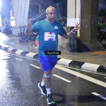 Runner Photo 7923060