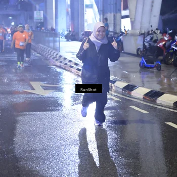 Runner Photo 7923080