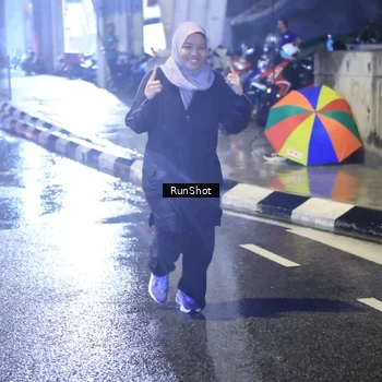 Runner Photo 7923102