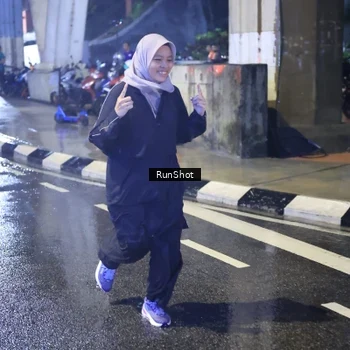 Runner Photo 7923130