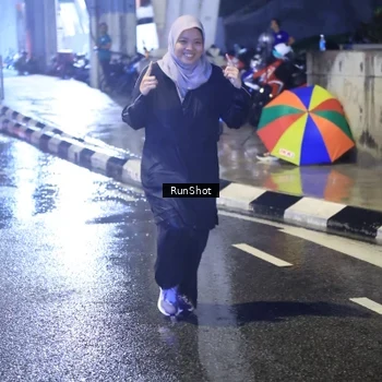 Runner Photo 7923140