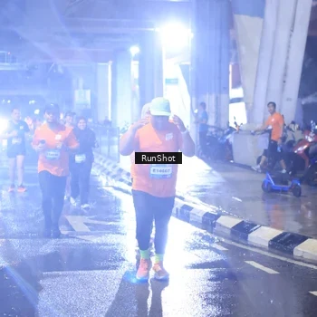 Runner Photo 7923146