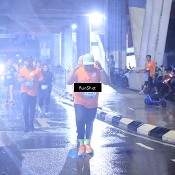 Runner Photo 7923147