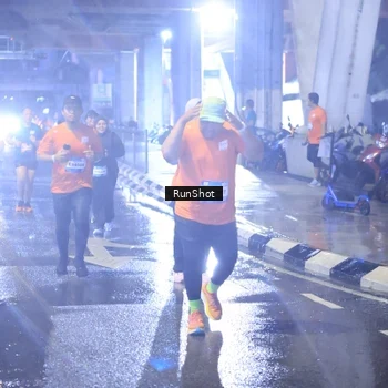Runner Photo 7923156