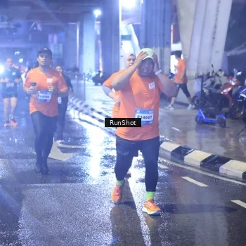 Runner Photo 7923166
