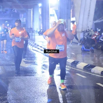 Runner Photo 7923168
