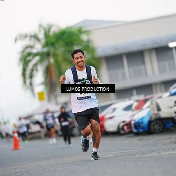 Runner Photo 7923181