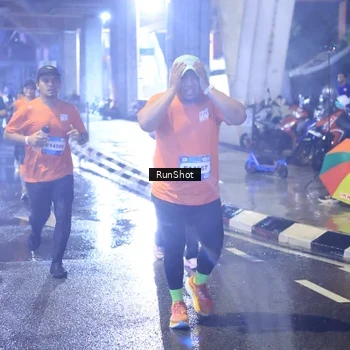 Runner Photo 7923182