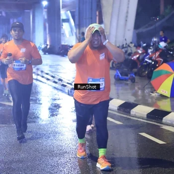 Runner Photo 7923190