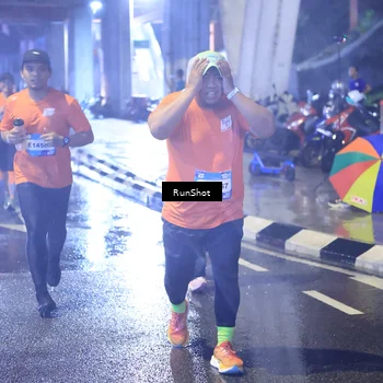 Runner Photo 7923192