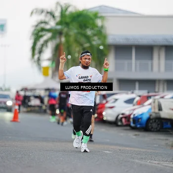 Runner Photo 7923197