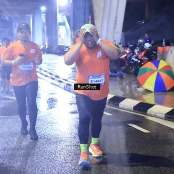 Runner Photo 7923201