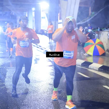 Runner Photo 7923207