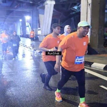Runner Photo 7923225