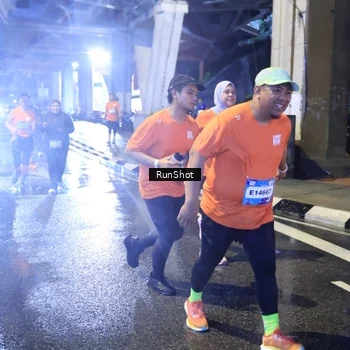 Runner Photo 7923227