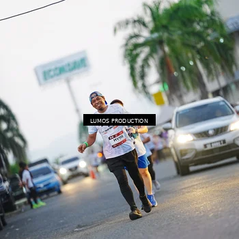 Runner Photo 7923253