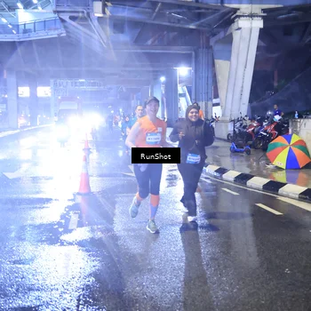 Runner Photo 7923259
