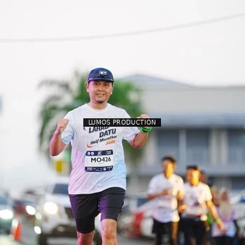 Runner Photo 7923271