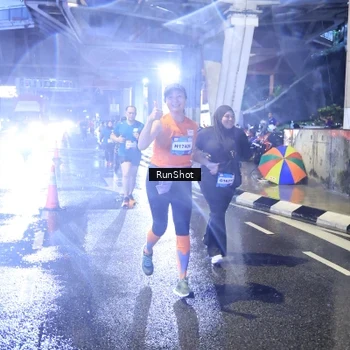Runner Photo 7923276