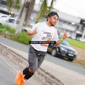 Runner Photo 7923285