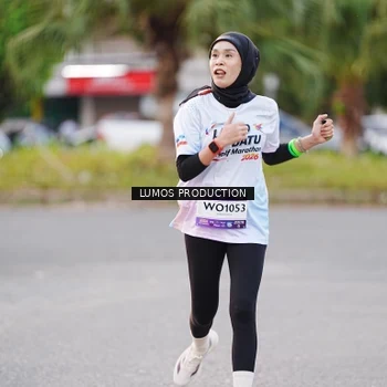 Runner Photo 7923297