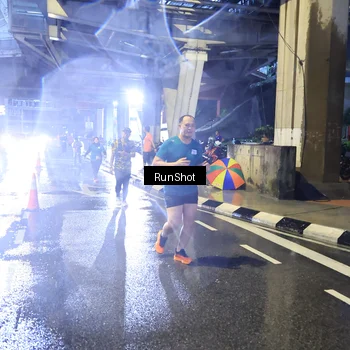 Runner Photo 7923325