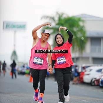 Runner Photo 7923348