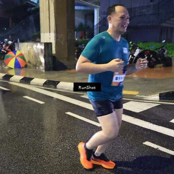 Runner Photo 7923358
