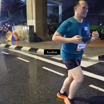 Runner Photo 7923365