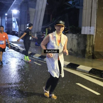 Runner Photo 7923457