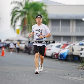 Runner Photo 7923465