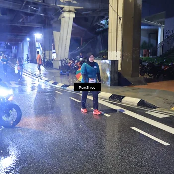 Runner Photo 7923472