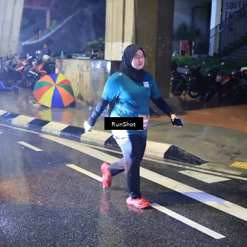 Runner Photo 7923484