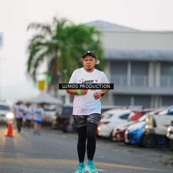Runner Photo 7923513