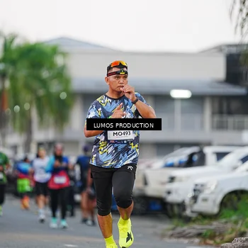 Runner Photo 7923518