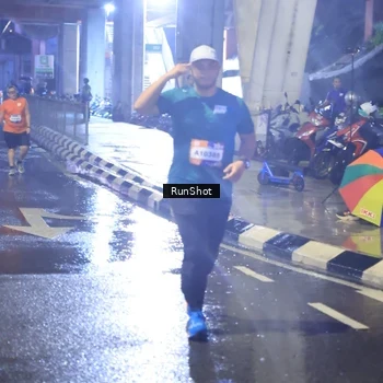 Runner Photo 7923522