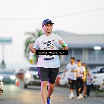 Runner Photo 7923523