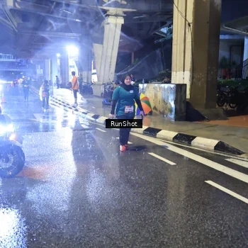 Runner Photo 7923525