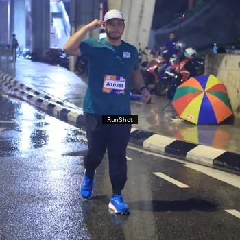 Runner Photo 7923538