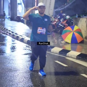 Runner Photo 7923540