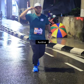 Runner Photo 7923553