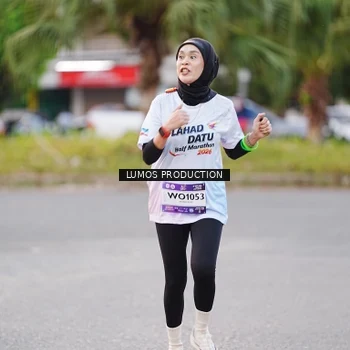 Runner Photo 7923558