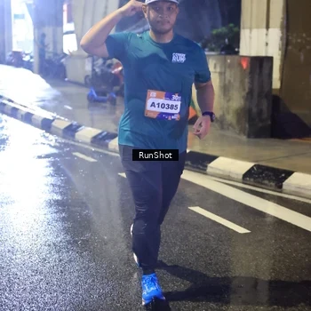 Runner Photo 7923570