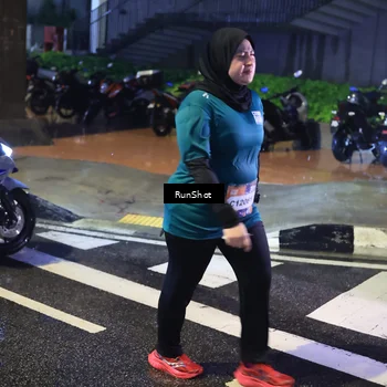 Runner Photo 7923573