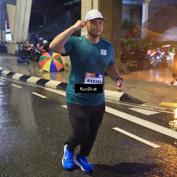 Runner Photo 7923590
