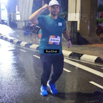 Runner Photo 7923611