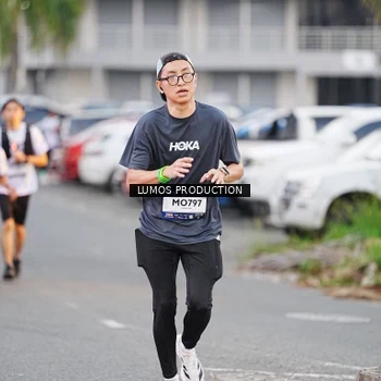 Runner Photo 7923615