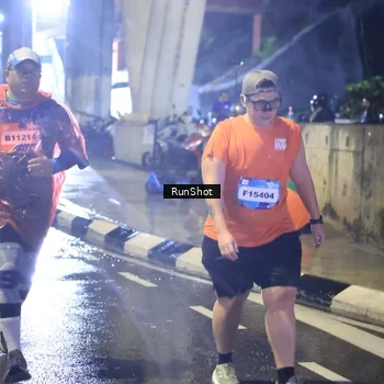 Runner Photo 7923616