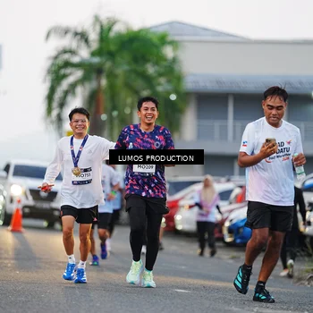 Runner Photo 7923624