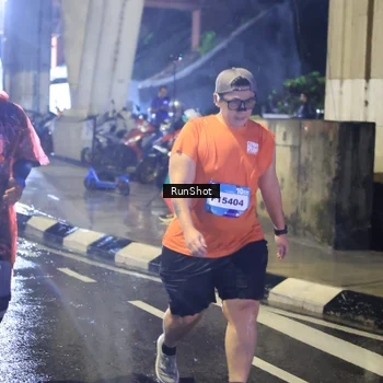 Runner Photo 7923628